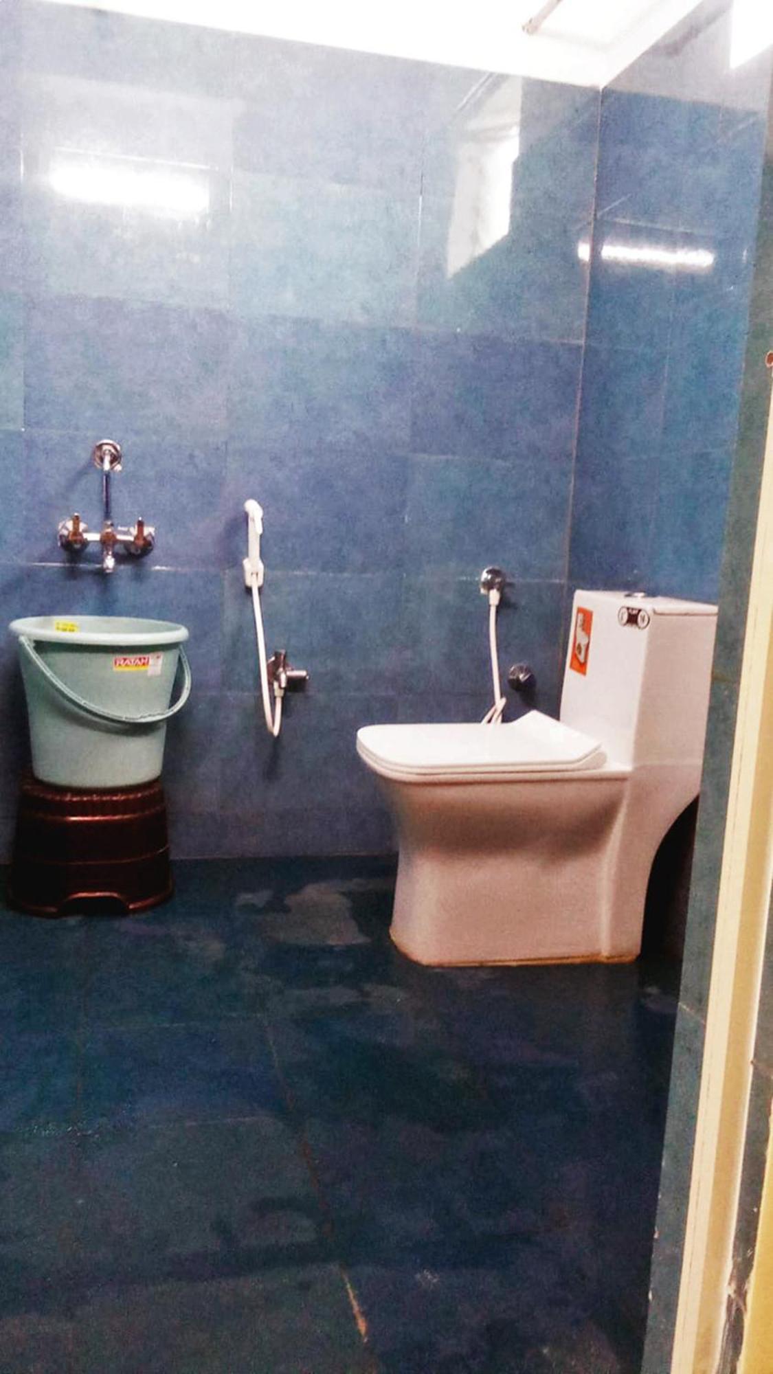Udupi Deluxe Lodge Gulbarga Kalaburagi Exteriér fotografie