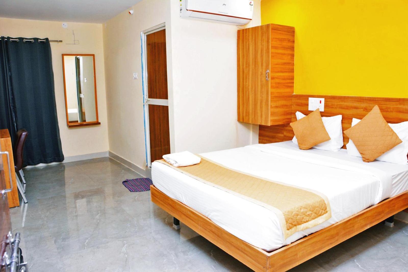 Udupi Deluxe Lodge Gulbarga Kalaburagi Exteriér fotografie
