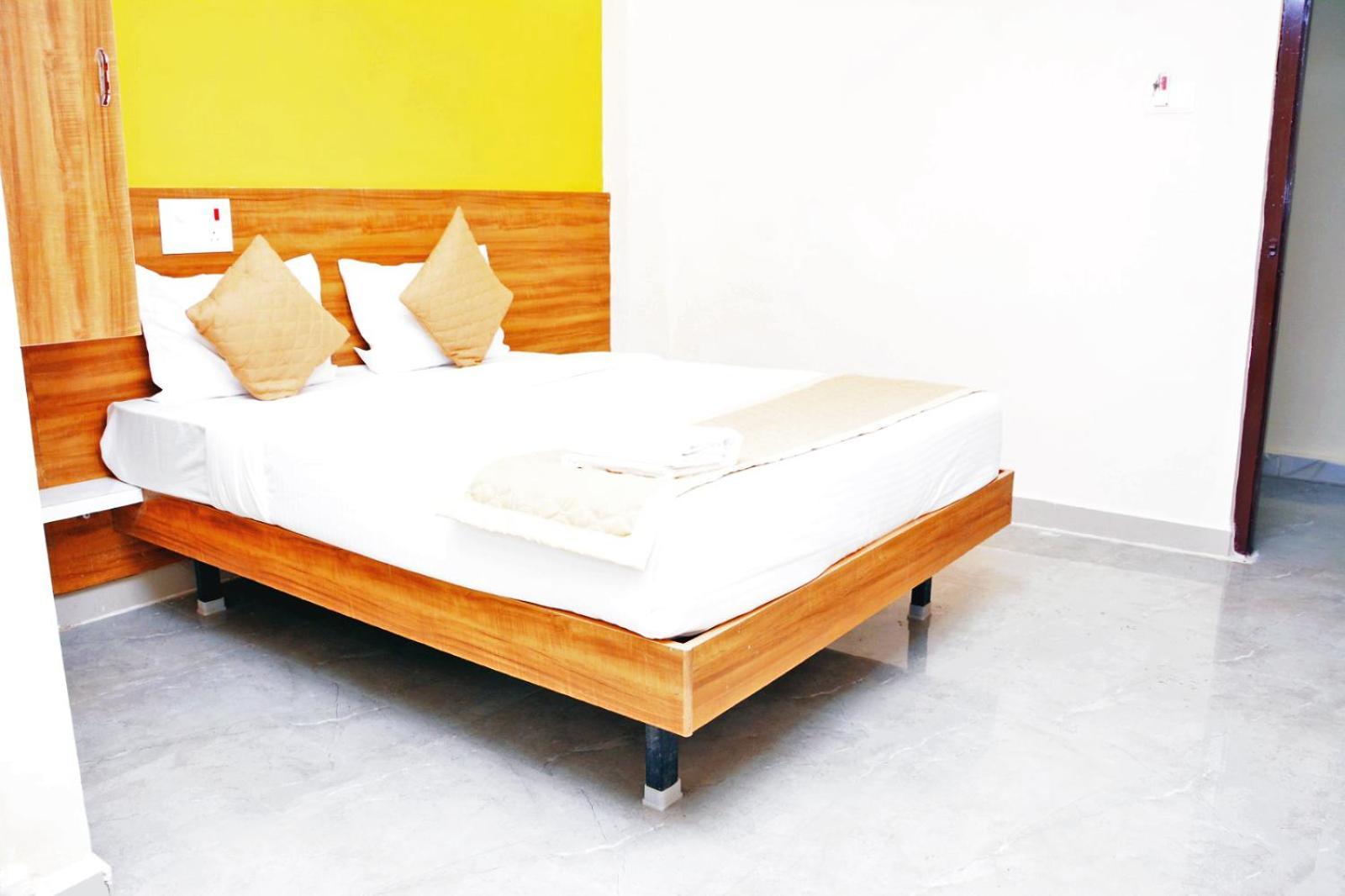 Udupi Deluxe Lodge Gulbarga Kalaburagi Exteriér fotografie