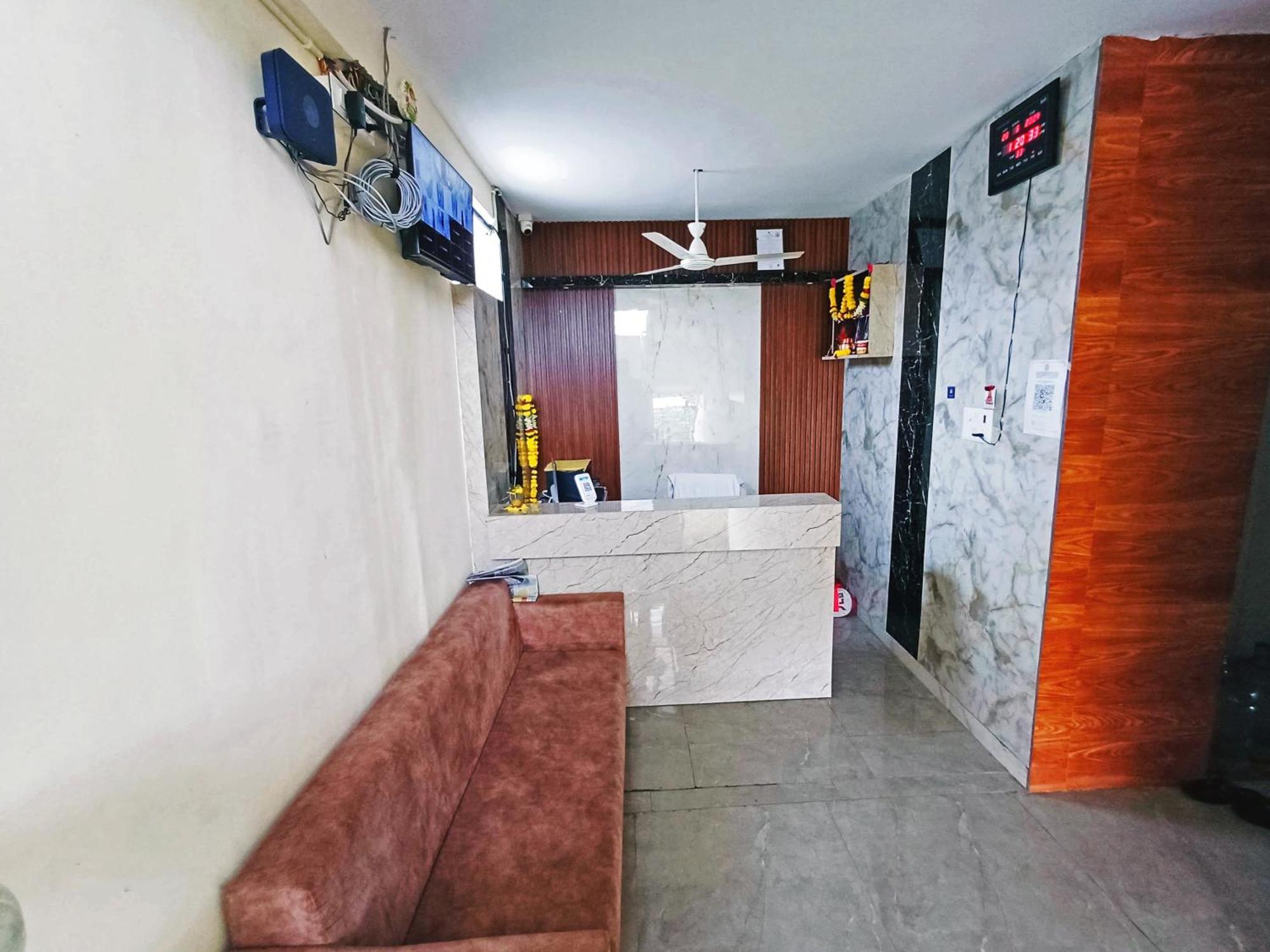 Udupi Deluxe Lodge Gulbarga Kalaburagi Exteriér fotografie